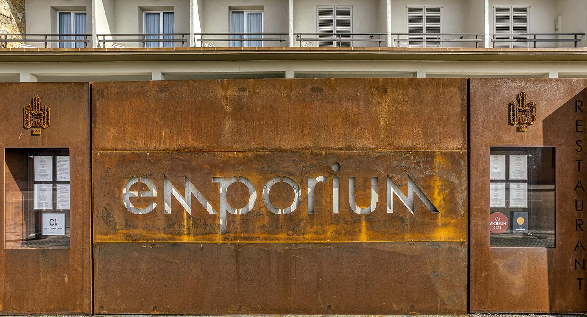 Galerie de photos de l'Hotel Restaurant Empòrium